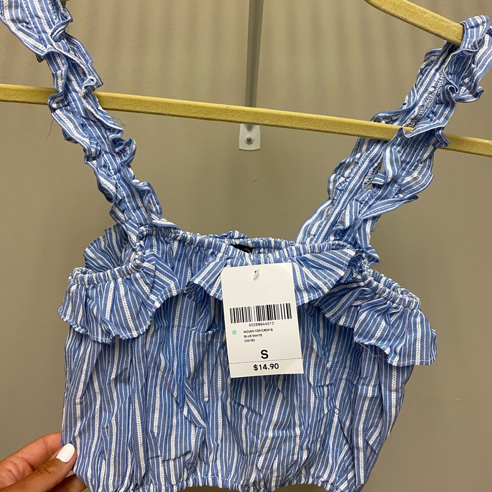 Forever21 Woven Blue/White crop top. Size S NWT